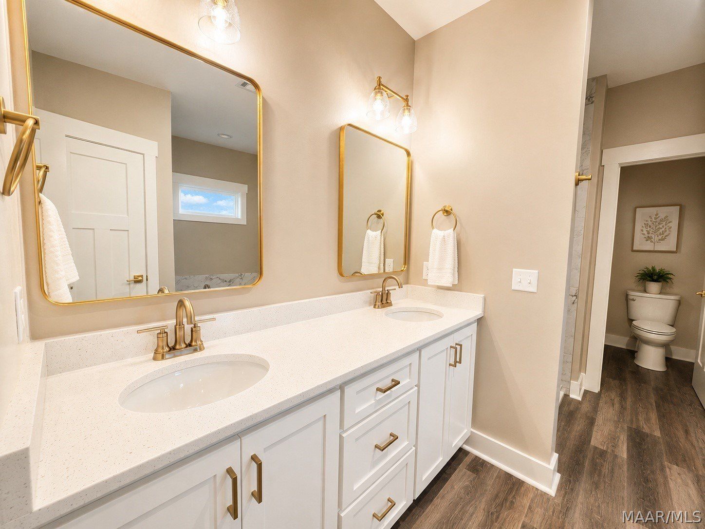 153 Trotters View Road. Deatsville, AL 36022