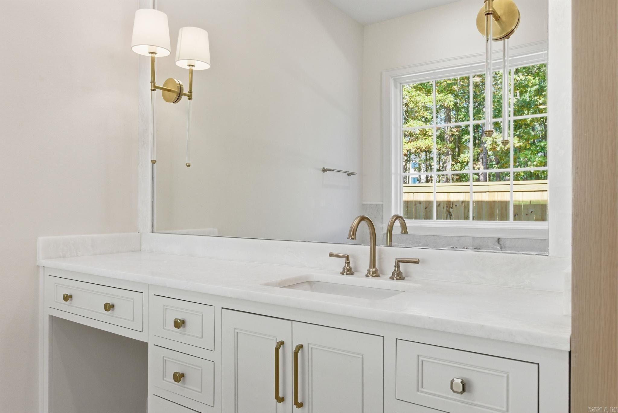 48 Orle Circle. Little Rock, AR 72223
