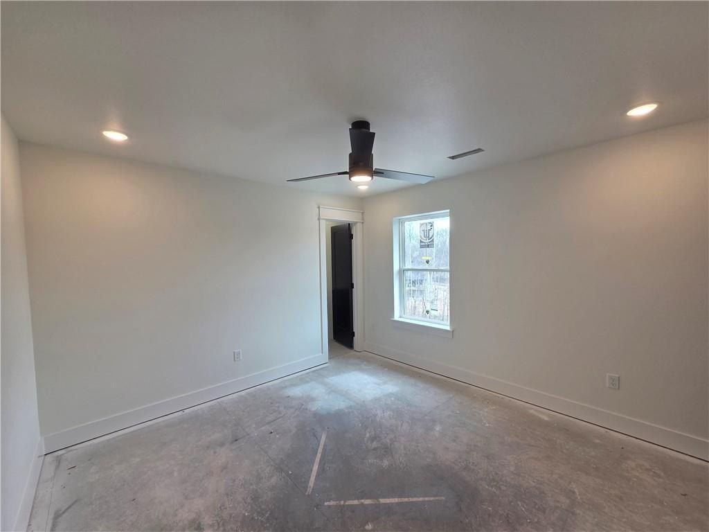 5116 Joe Lane. Rogers, AR 72756
