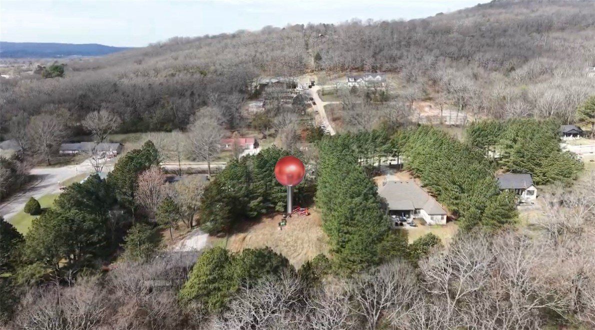 316 S Happy Hollow Road. Fayetteville, AR 72701
