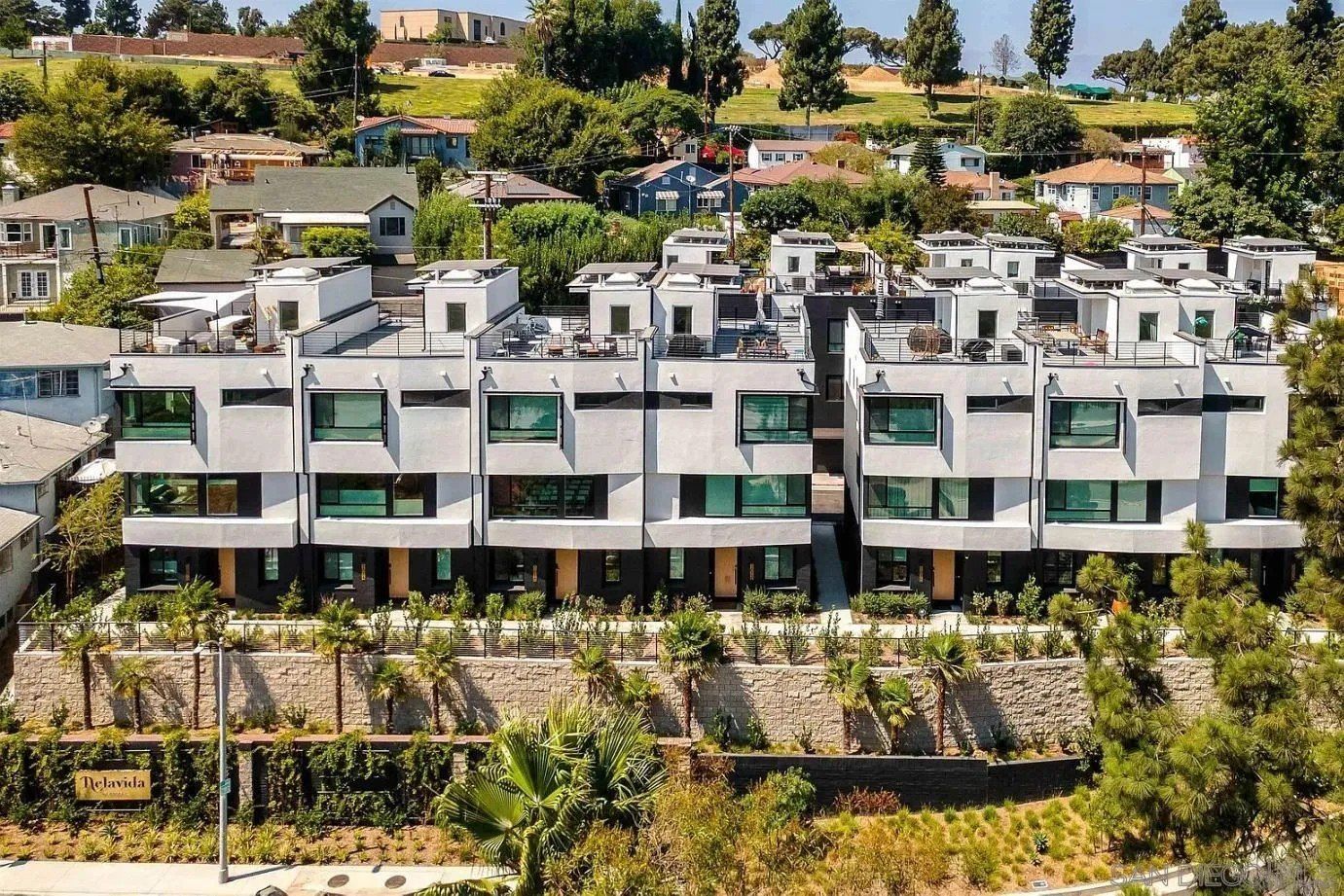 3832 N Emery Wy. Los Angeles, CA 90065