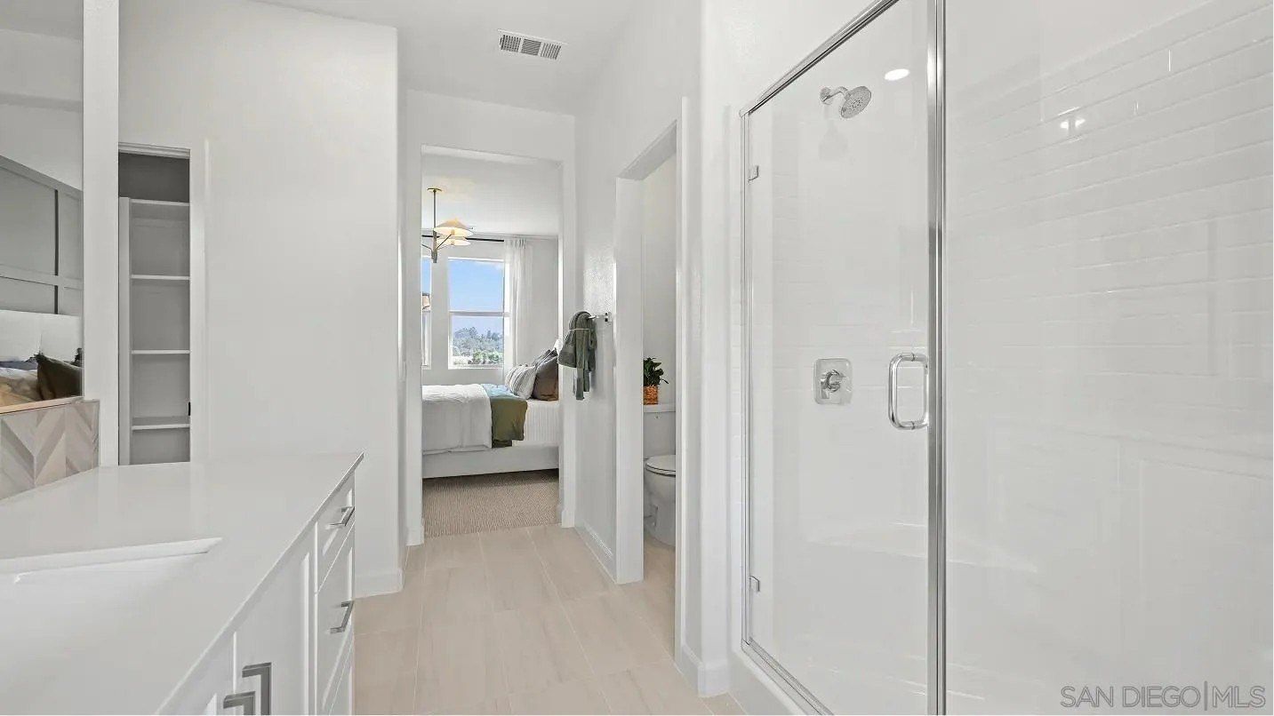 322 Honeysuckle. Oceanside, CA 92057
