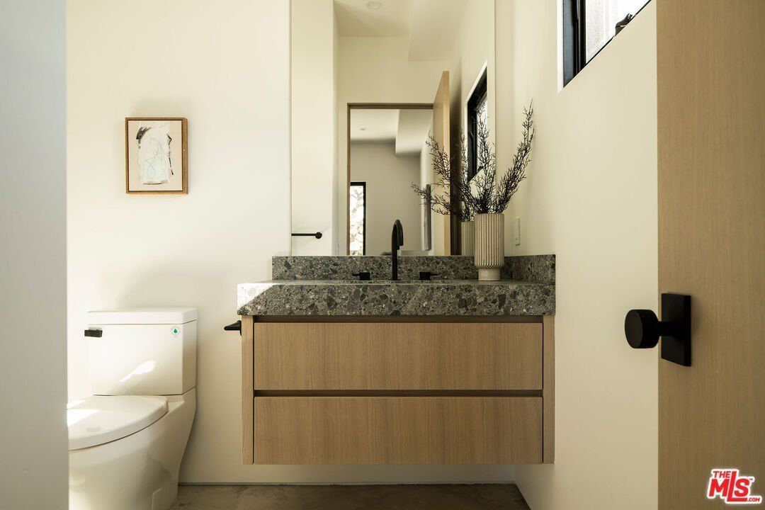 4140 Kraft Ave. Studio City, CA 91604