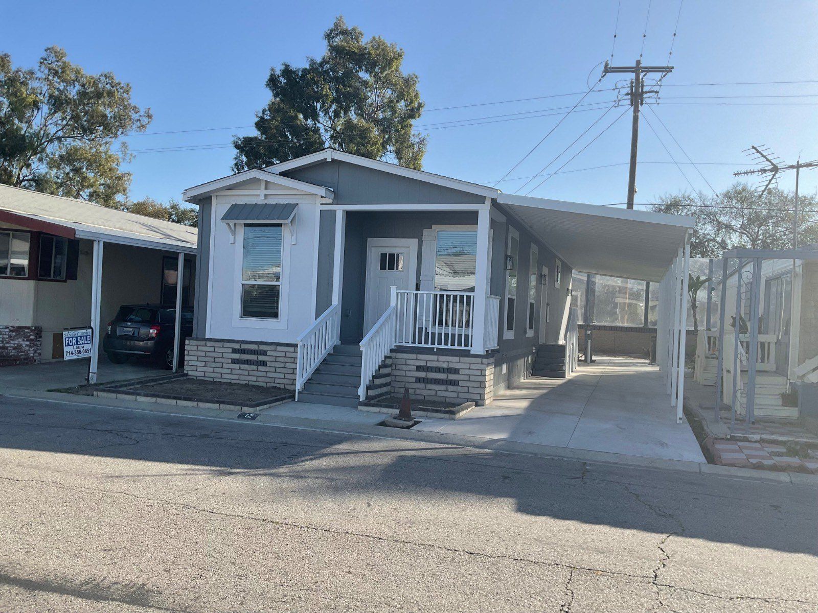 10001 W Frontage Rd. South Gate, CA 90280