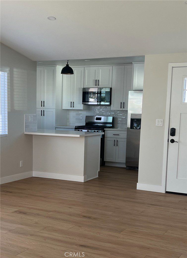 940 N Garden. Anaheim, CA 92801