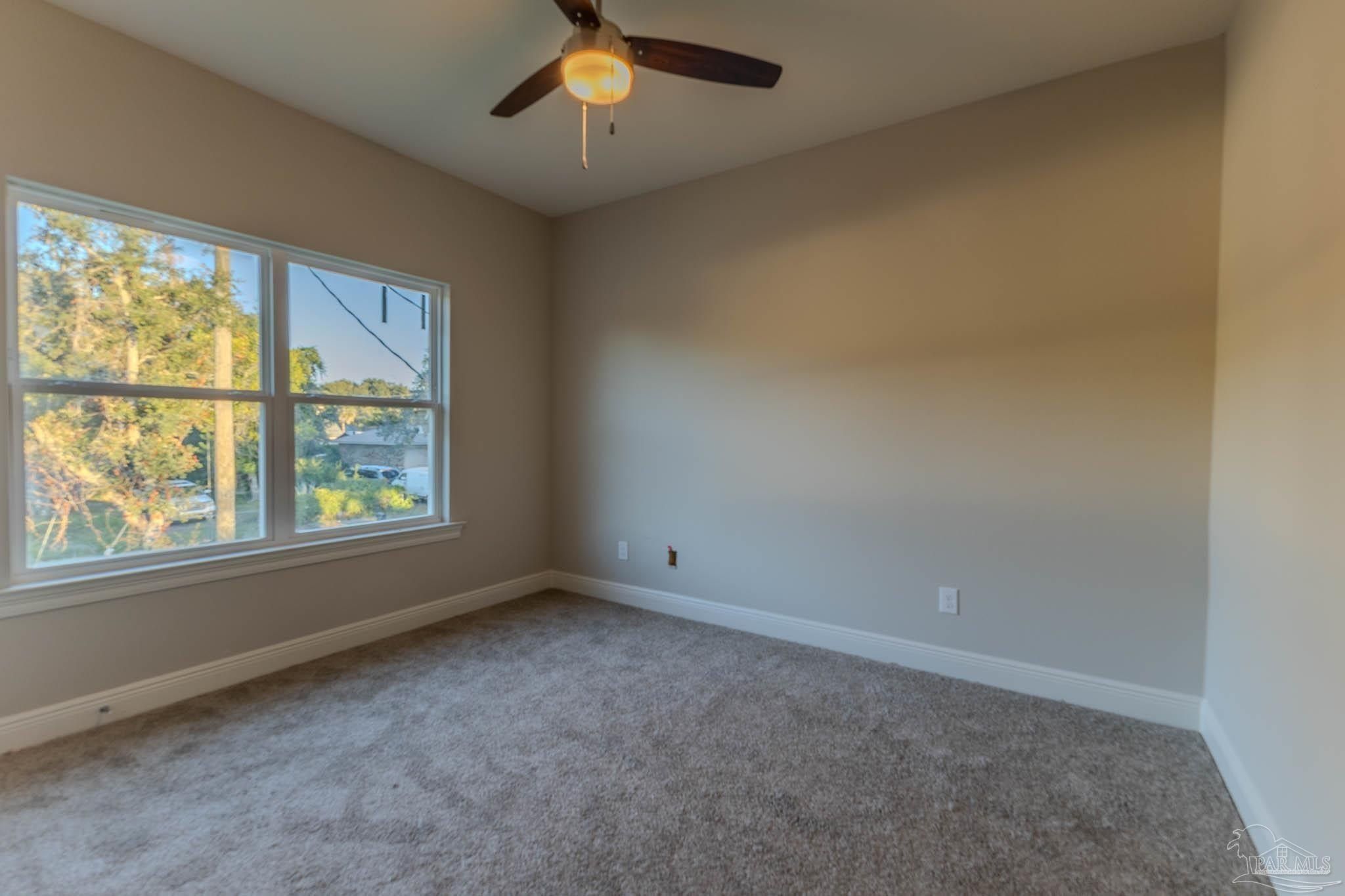 5713 Dune Ave. Pensacola, FL 32507