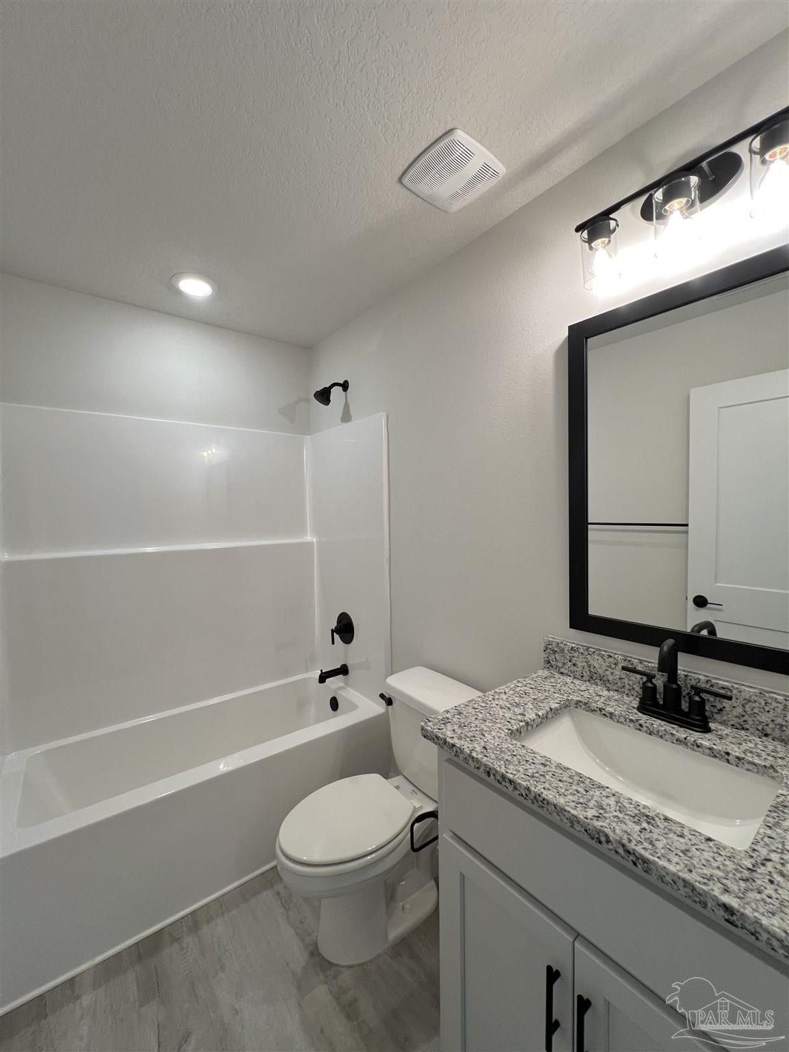 3347 Bliss Ln. Cantonment, FL 32533