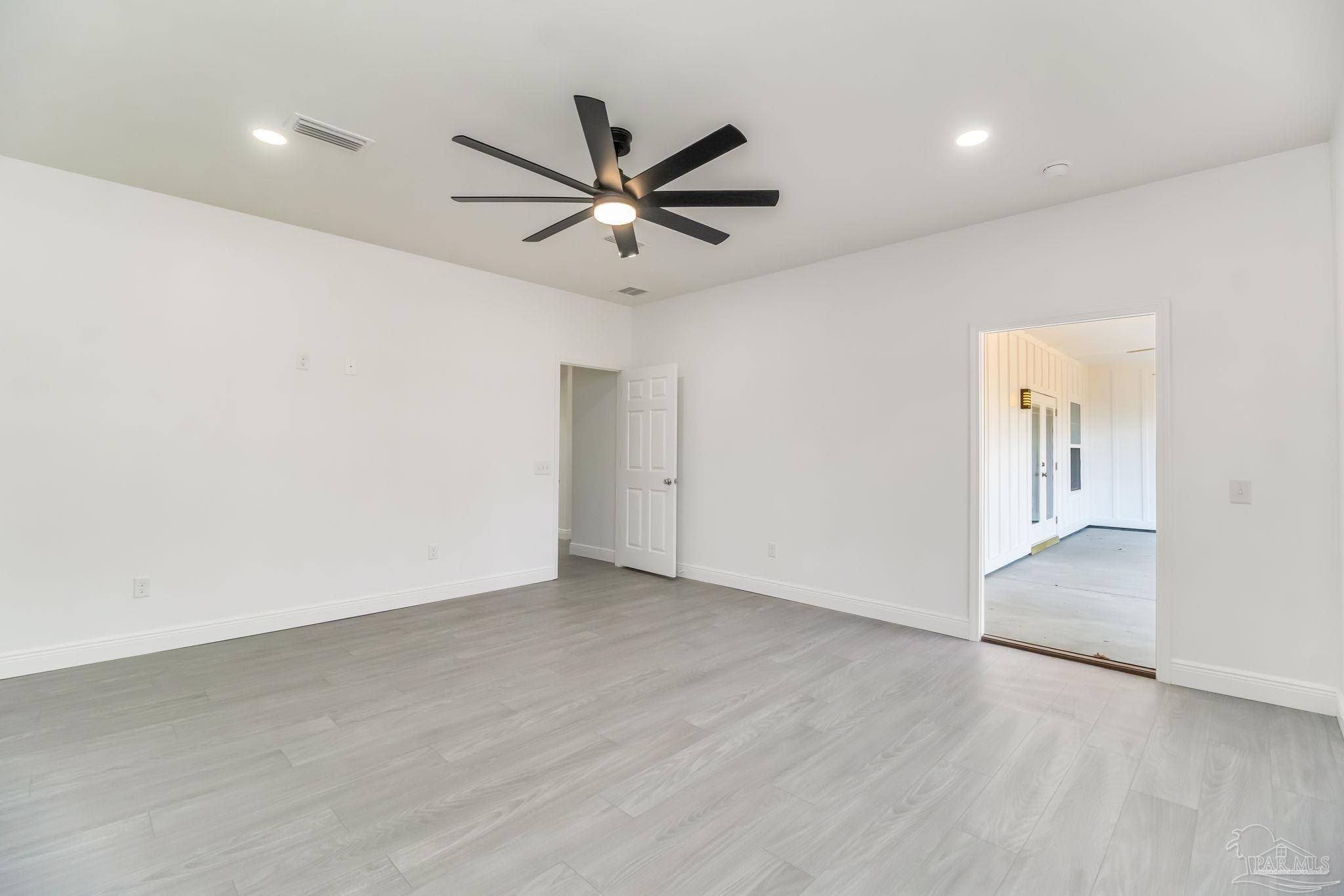 1949 Fox Quarry Rd. Cantonment, FL 32533