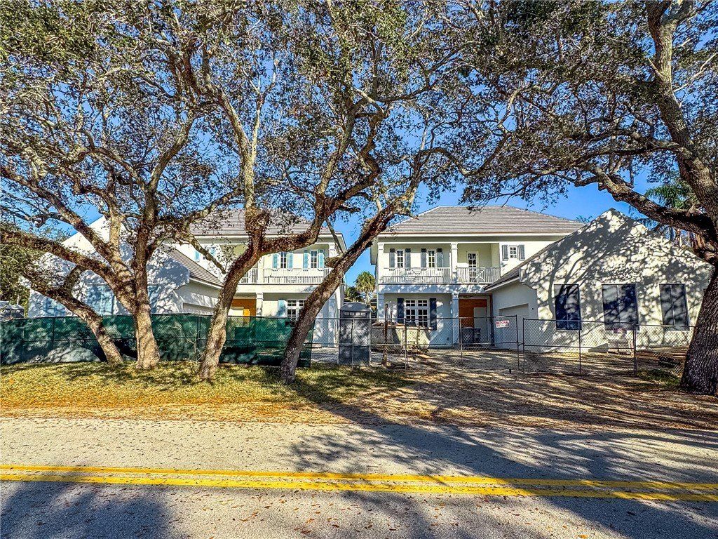 1630 Club Drive. Vero Beach, FL 32963