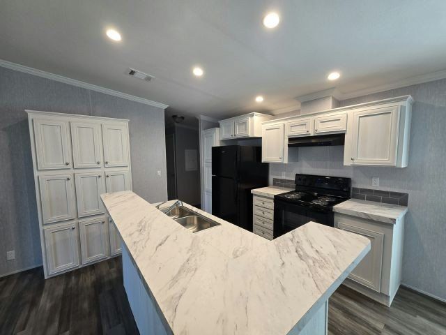 634 Auxerre Circle. Seffner, FL 33584