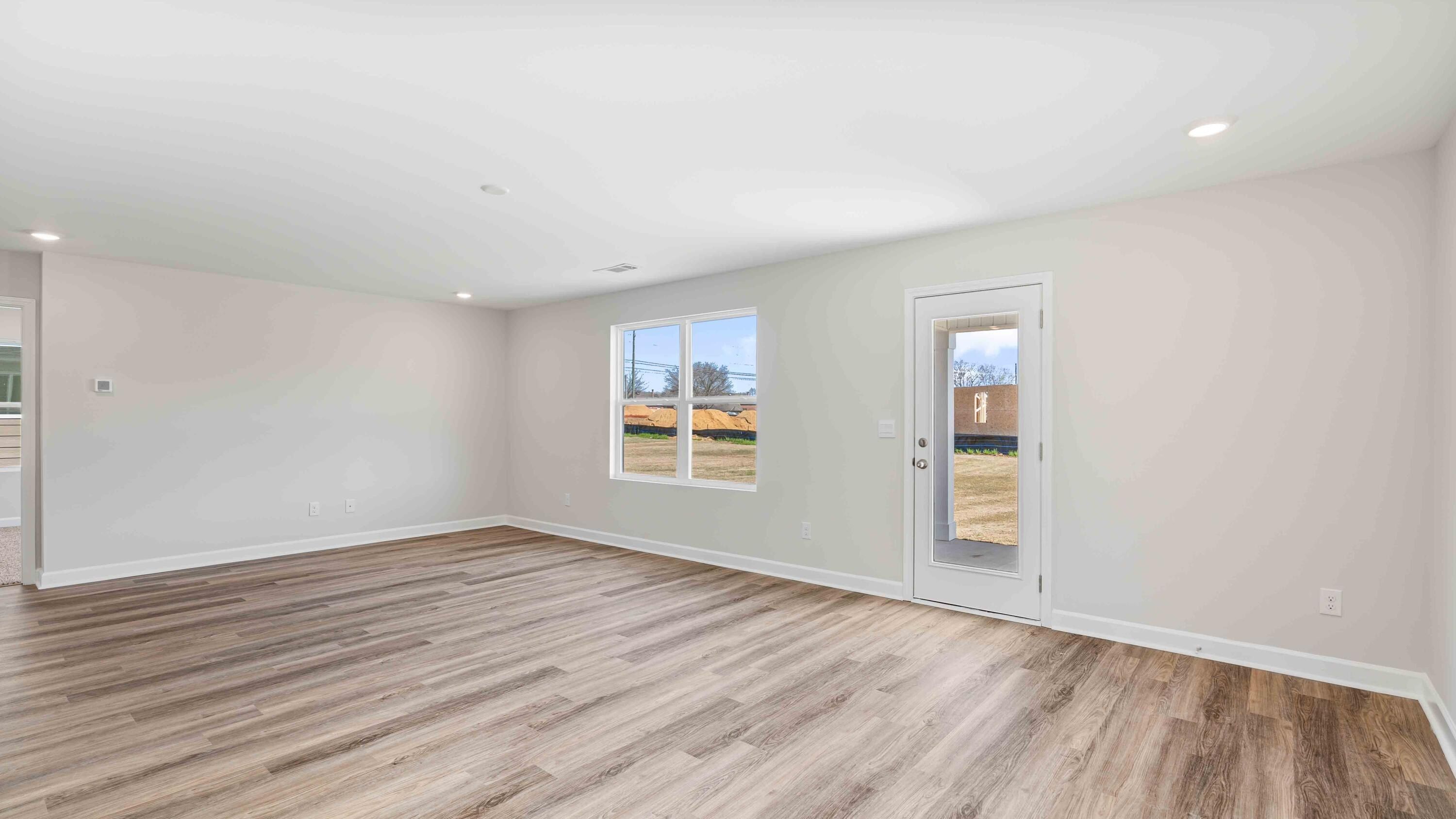 2043 Wiregrass Street. Navarre, FL 32566