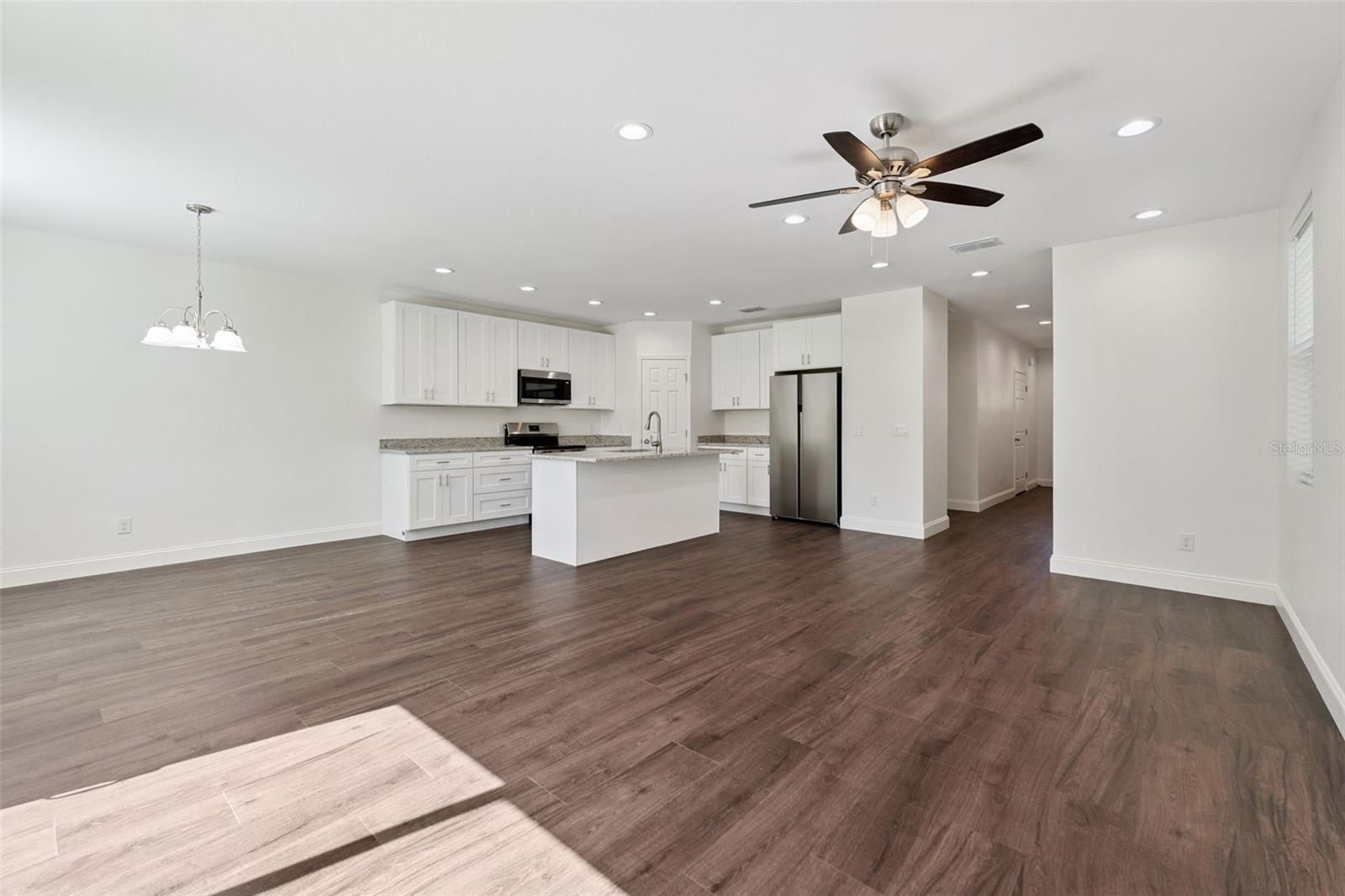 11111113 Jewel Avenue. Lakeland, FL 33805