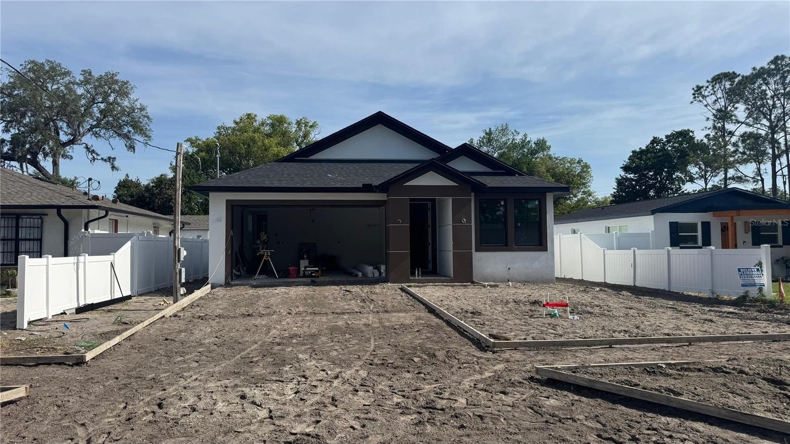 1405 W Arctic Street. Tampa, FL 33604