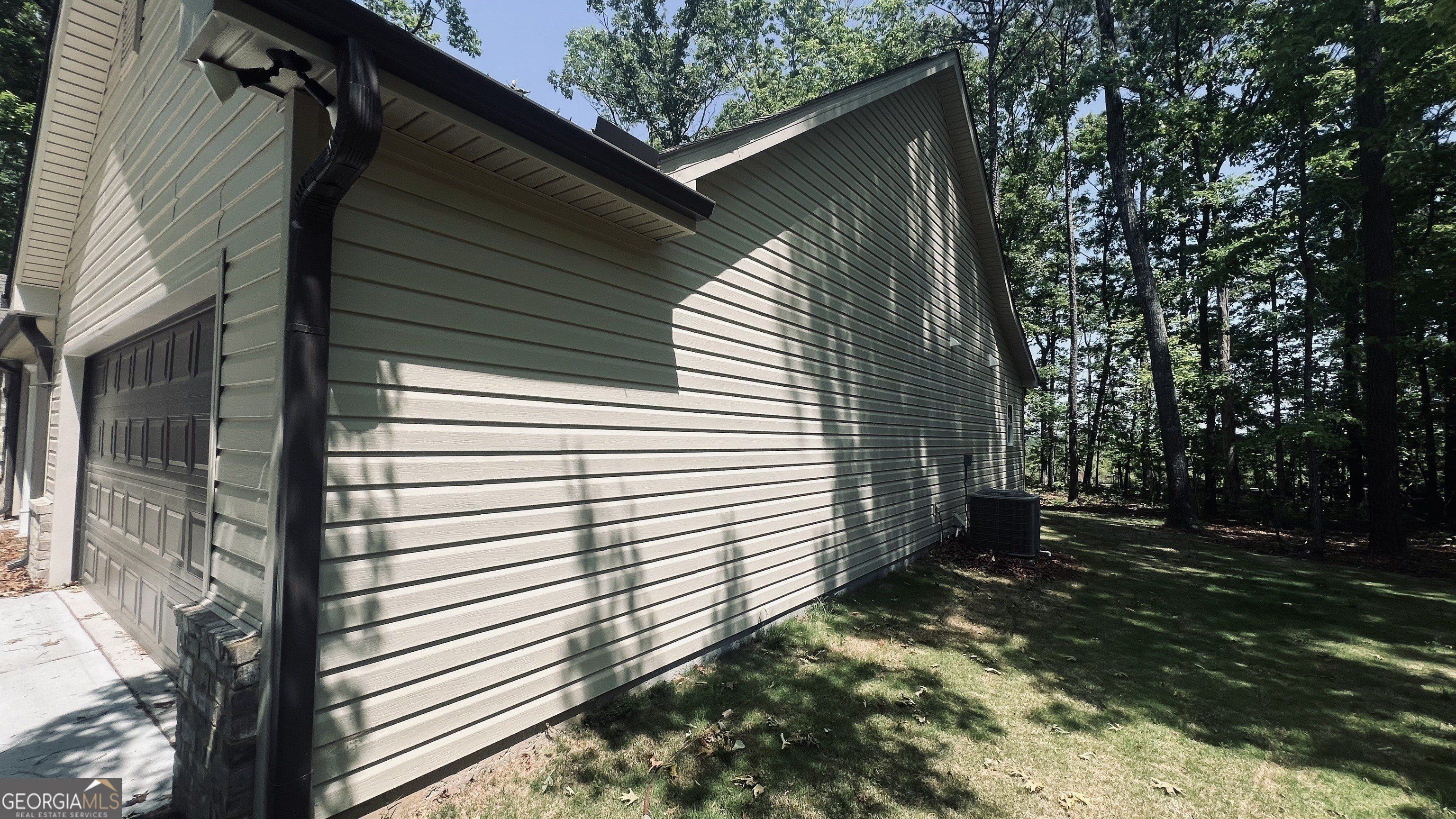 187 Coffey Road. Barnesville, GA 30204