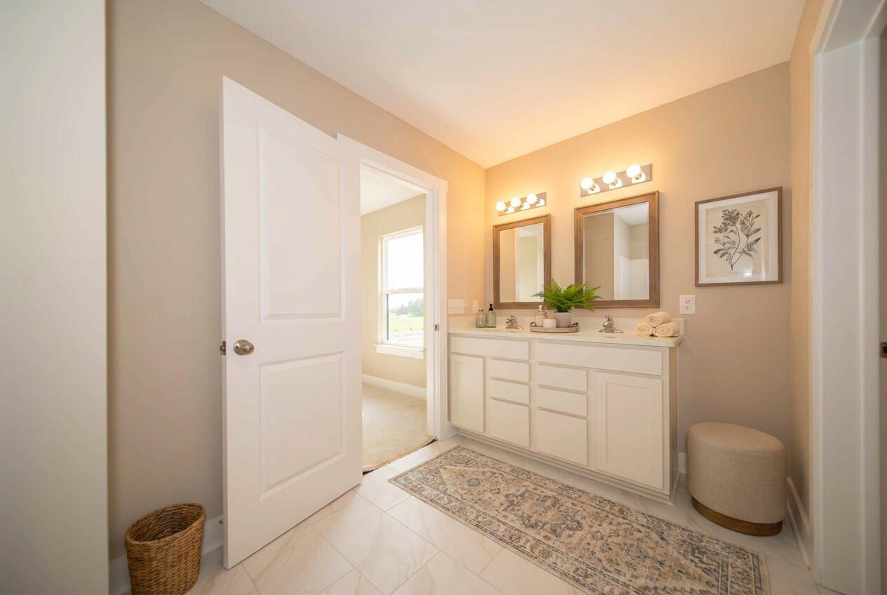12964 Spirea Avenue. Saint John, IN 46373