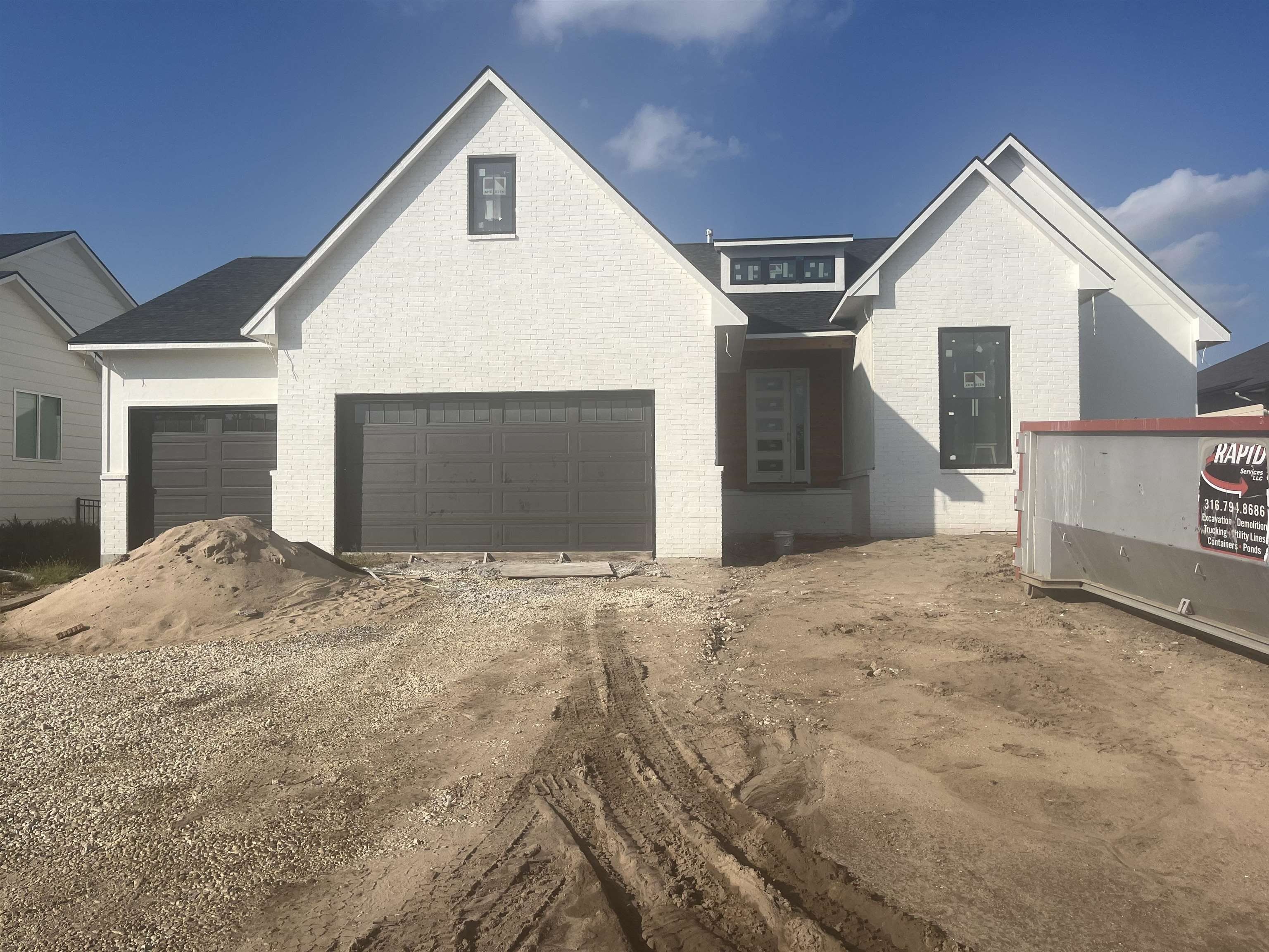 N Estancia Ct. Wichita, KS 67205