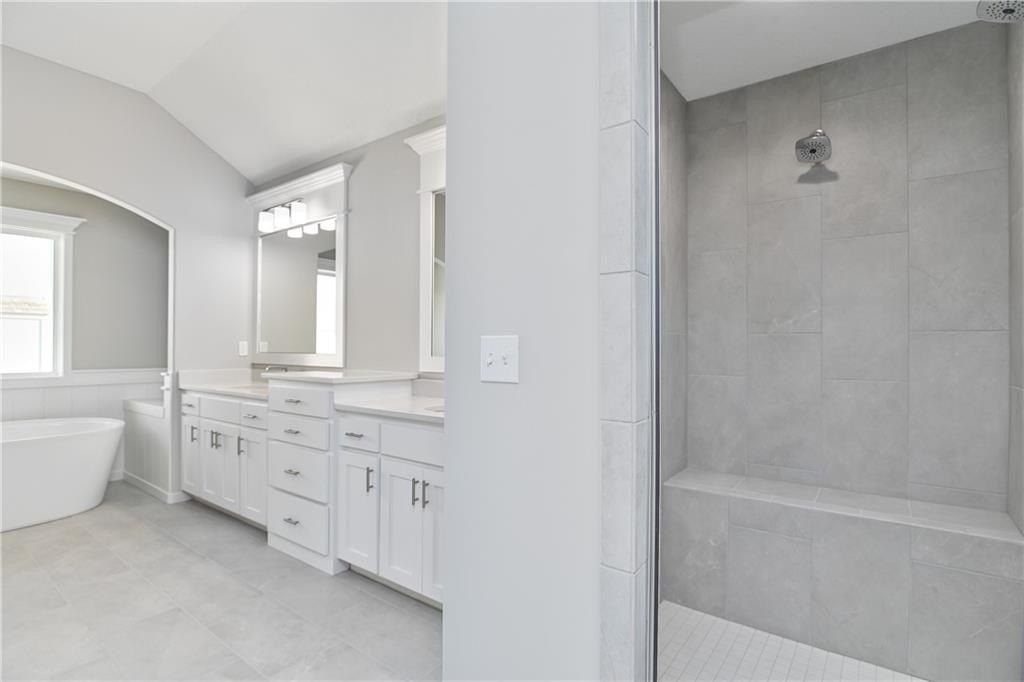 2714 W Park Street. Olathe, KS 66061