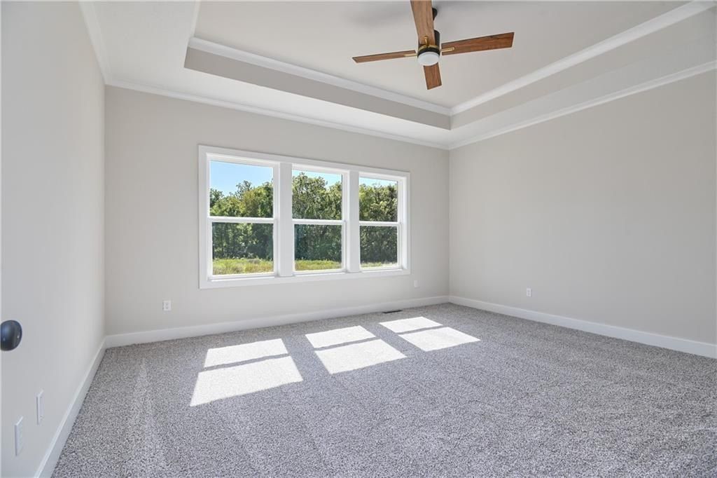23819 W 59Th Terrace. Shawnee, KS 66226
