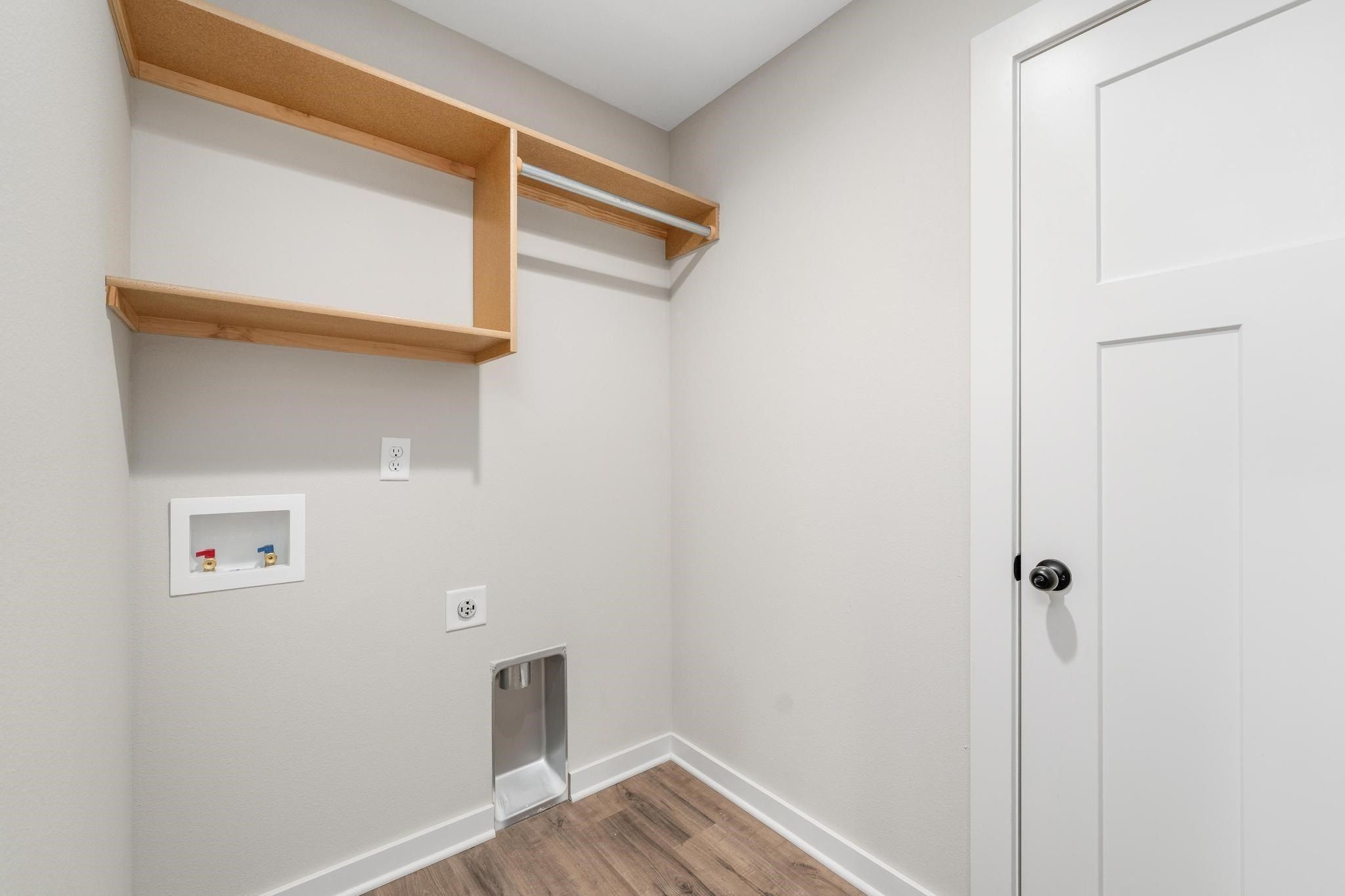 S Cedar Crest Ct. Wichita, KS 67215