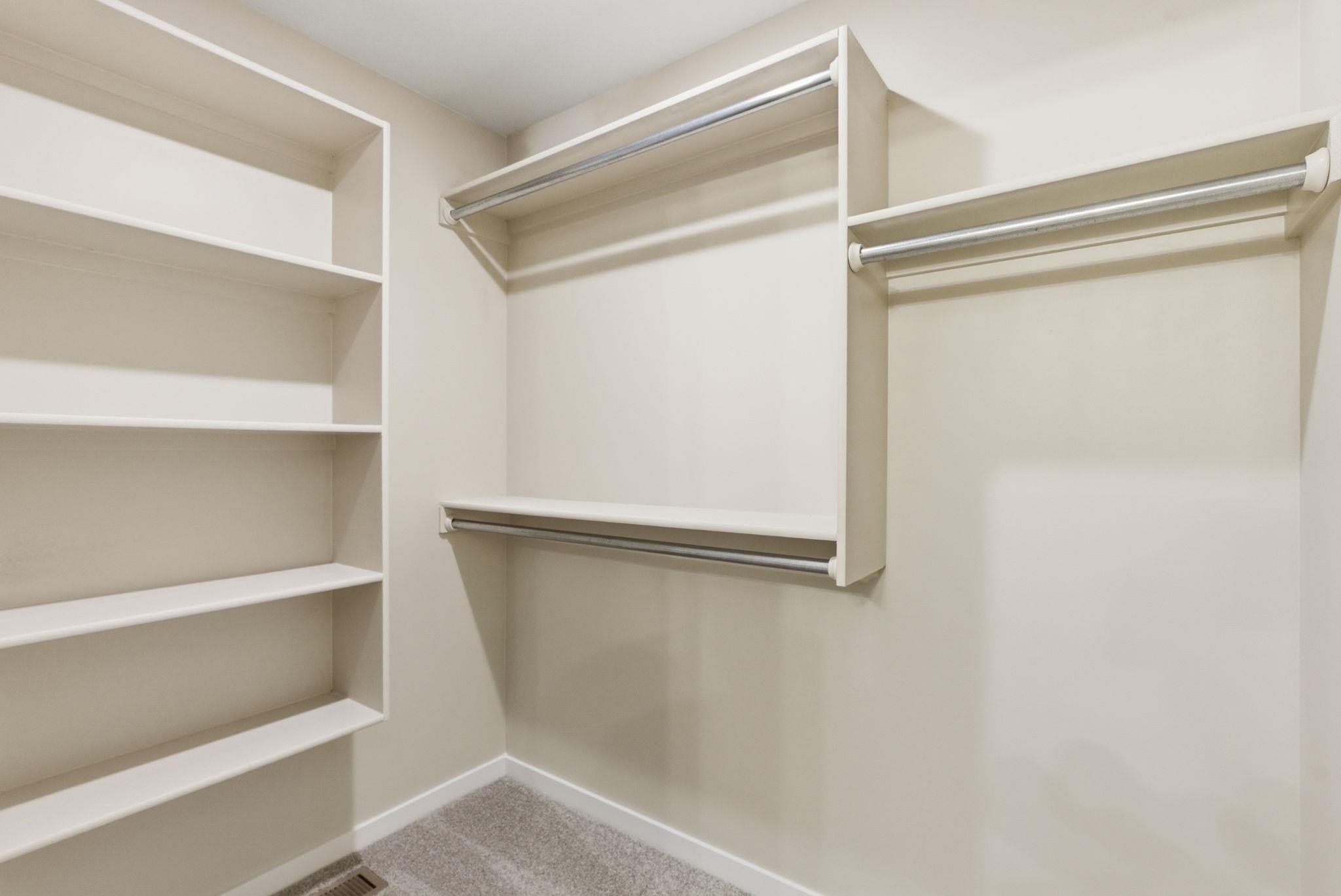 W Longleaf St. Wichita, KS 67205