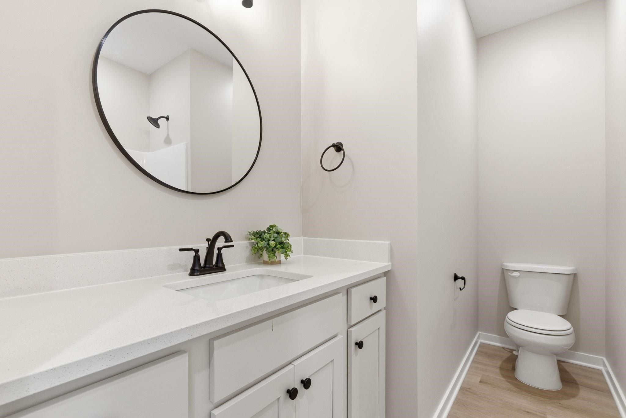 W Longleaf St. Wichita, KS 67205