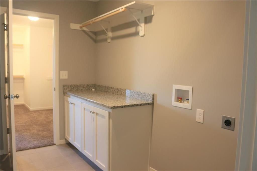 2259 W Elm Street. Olathe, KS 66061