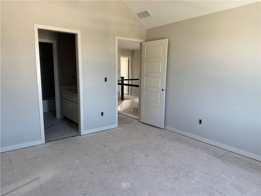 19799 W 114Th Place. Olathe, KS 66061