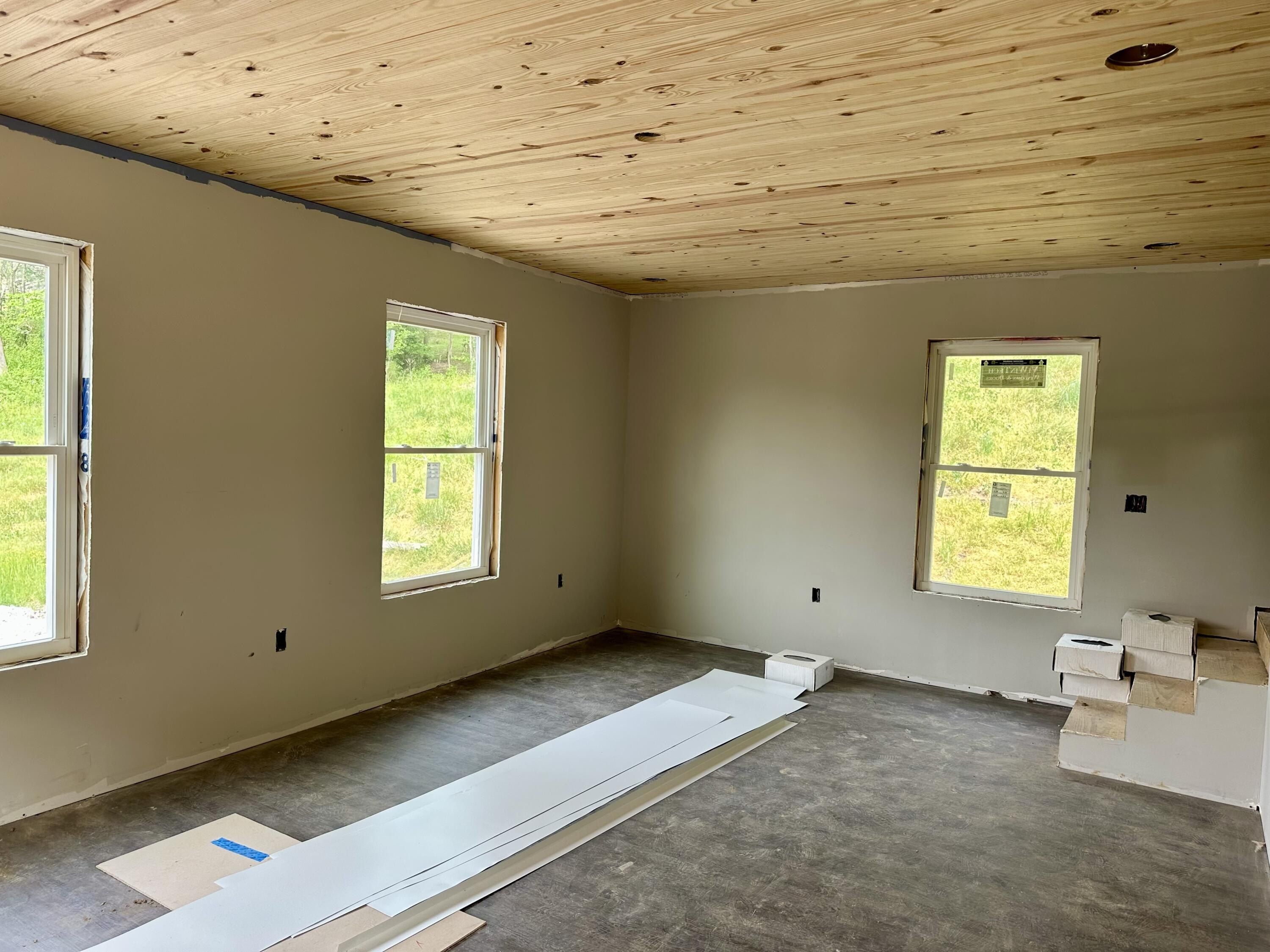 117 Apple Valley Way Lot 6. East Bernstadt, KY 40729