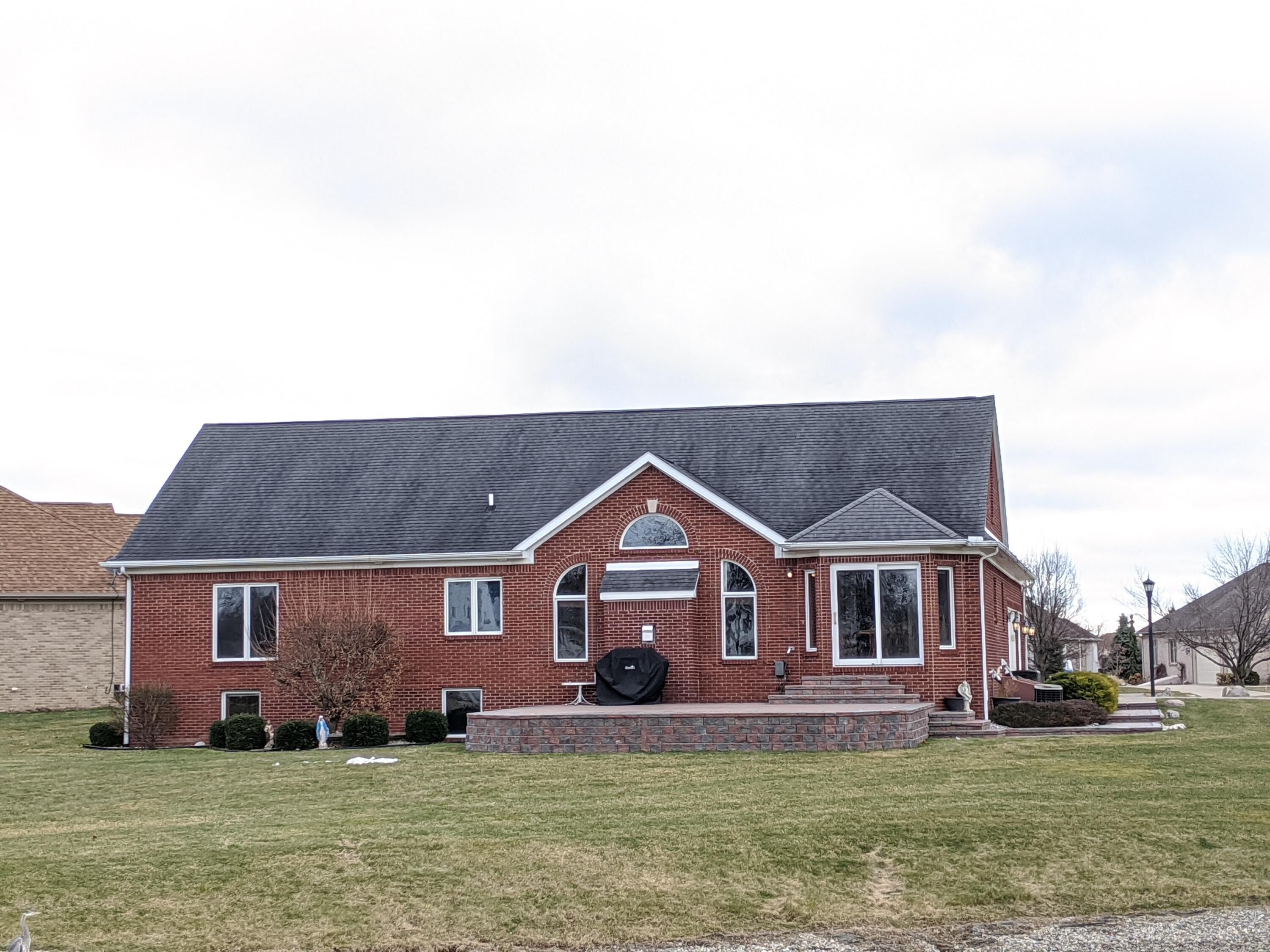 8091 Hunters Ridge Drive. Newport, MI 48166