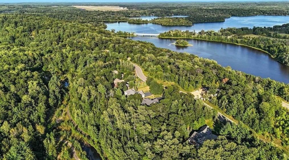 15858 Old Stonebridge Trail. Brainerd, MN 56401