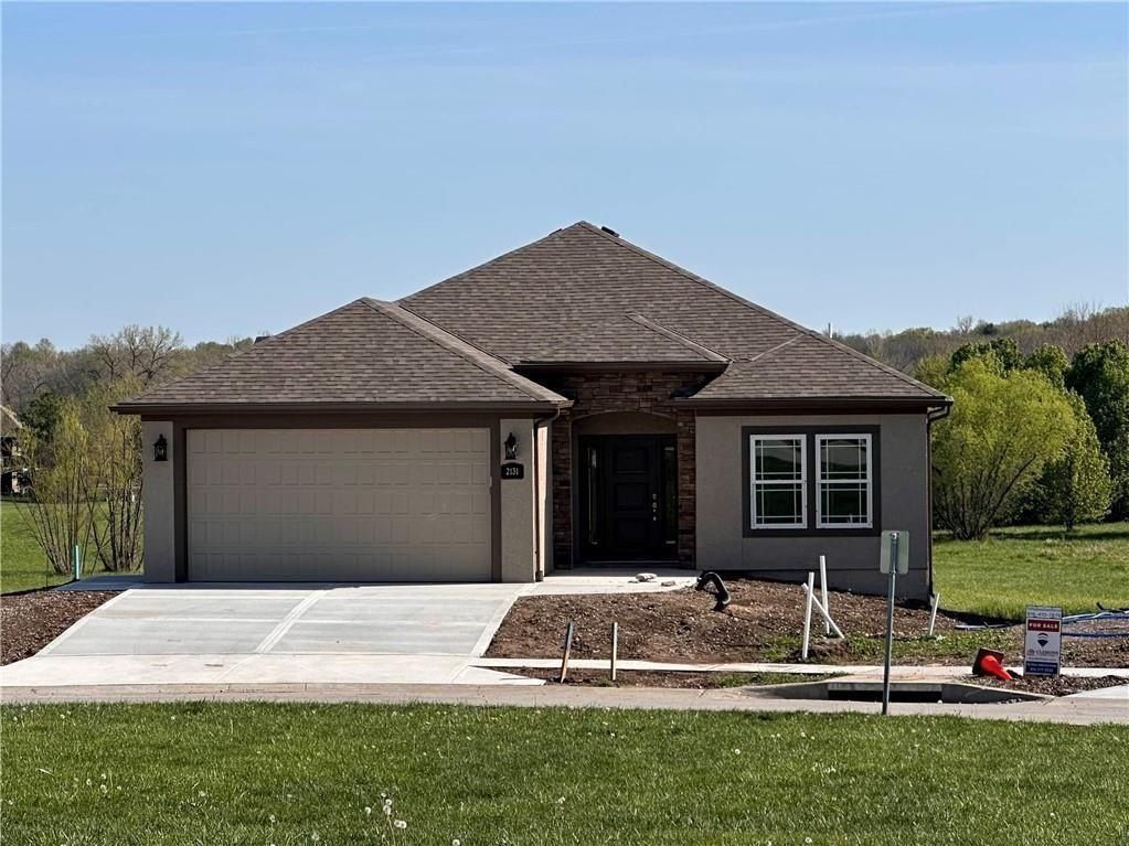 2121 Greenfield Point. Kearney, MO 64060