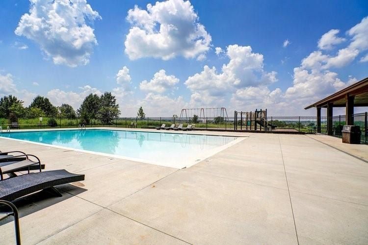 773 Creekmoor Drive. Raymore, MO 64083