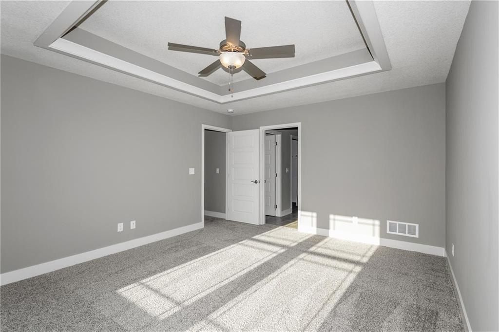 8894 N Monroe Avenue. Kansas City, MO 64156