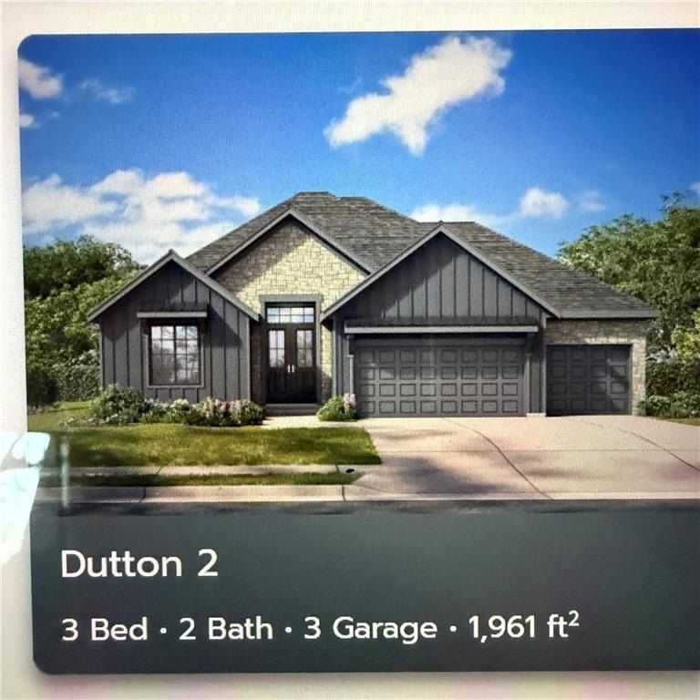 2304 Foxtail Drive. Kearney, MO 64060