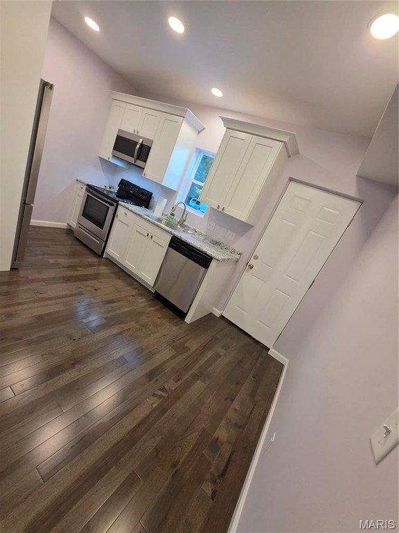 419 Little Broadway Street. Saint Louis, MO 63125