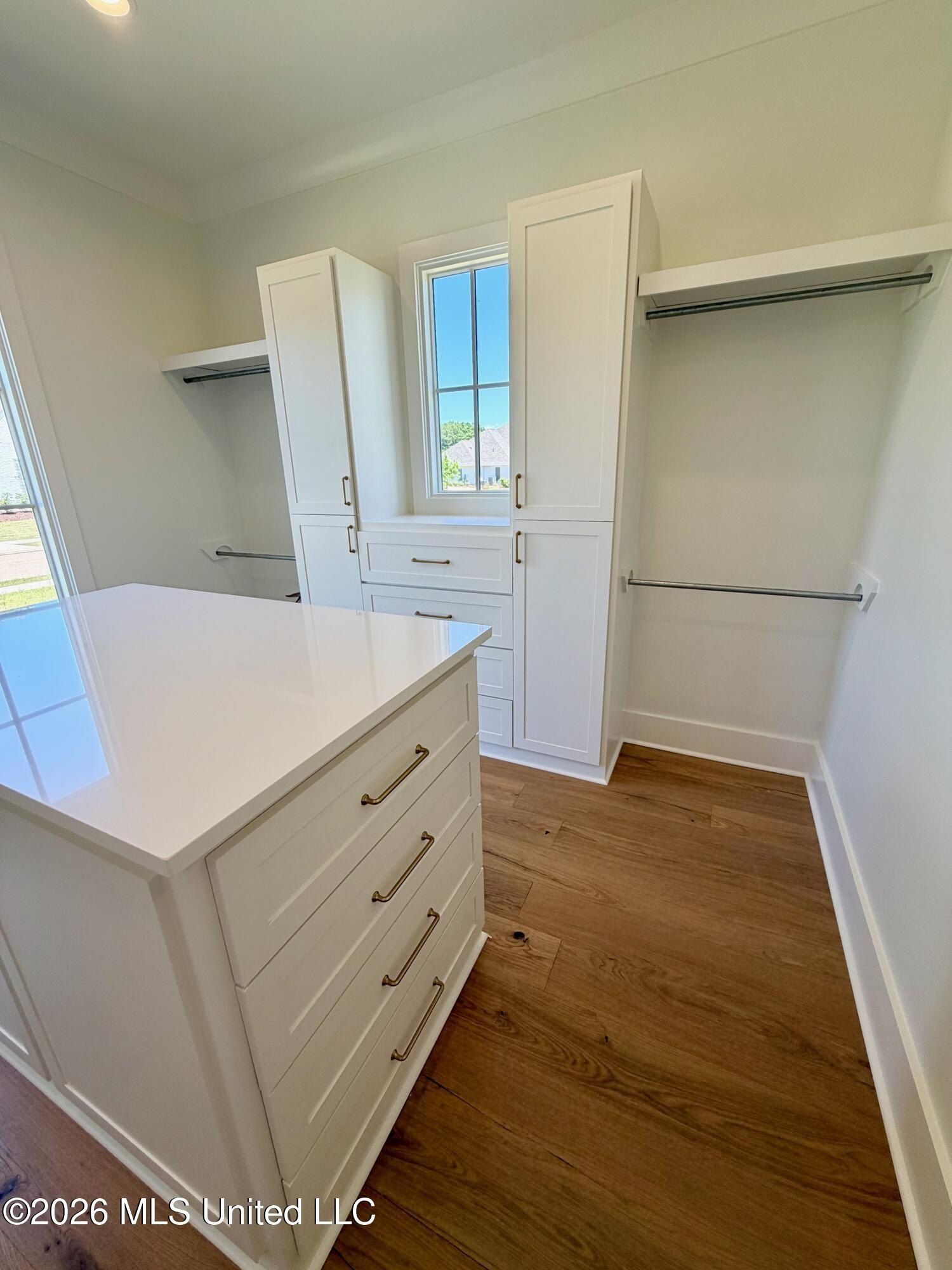 Lamour Pointe. Madison, MS 39110