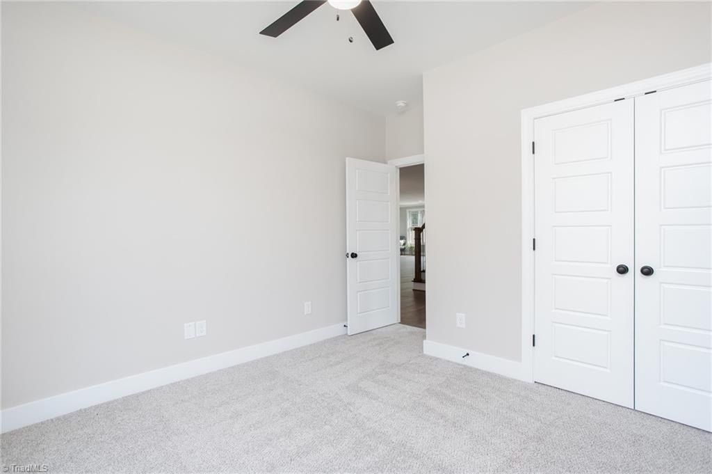 Delaine Point. High Point, NC 27265
