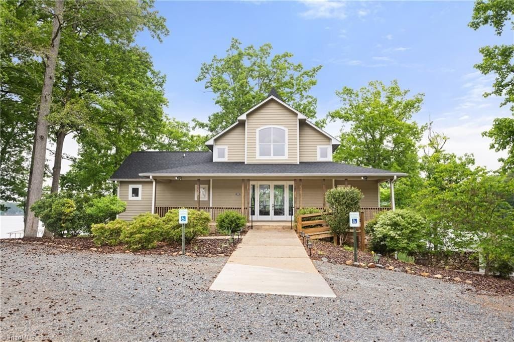 Potters Landing. Denton, NC 27239
