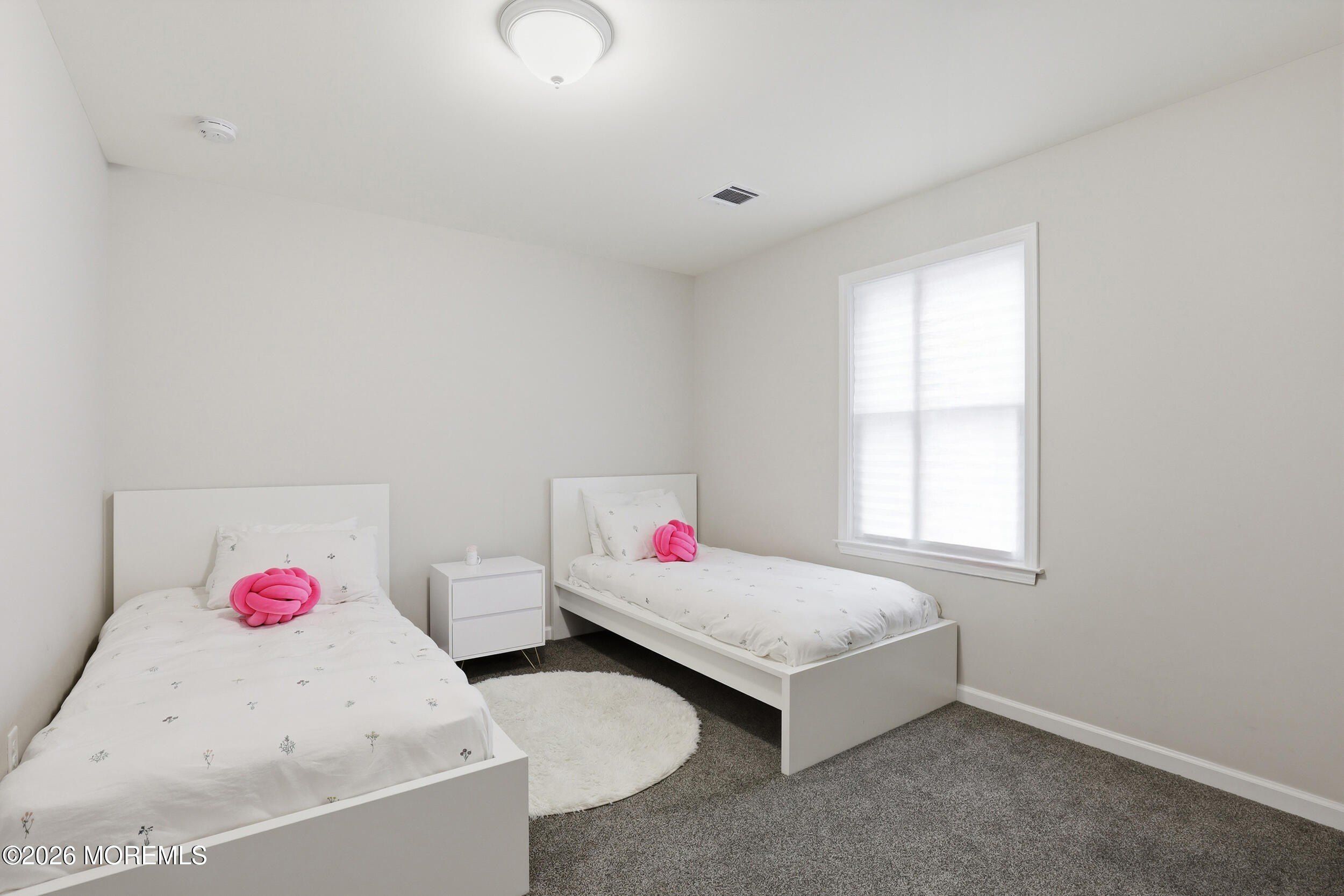 28 Golders Green Road. Lakewood, NJ 08701