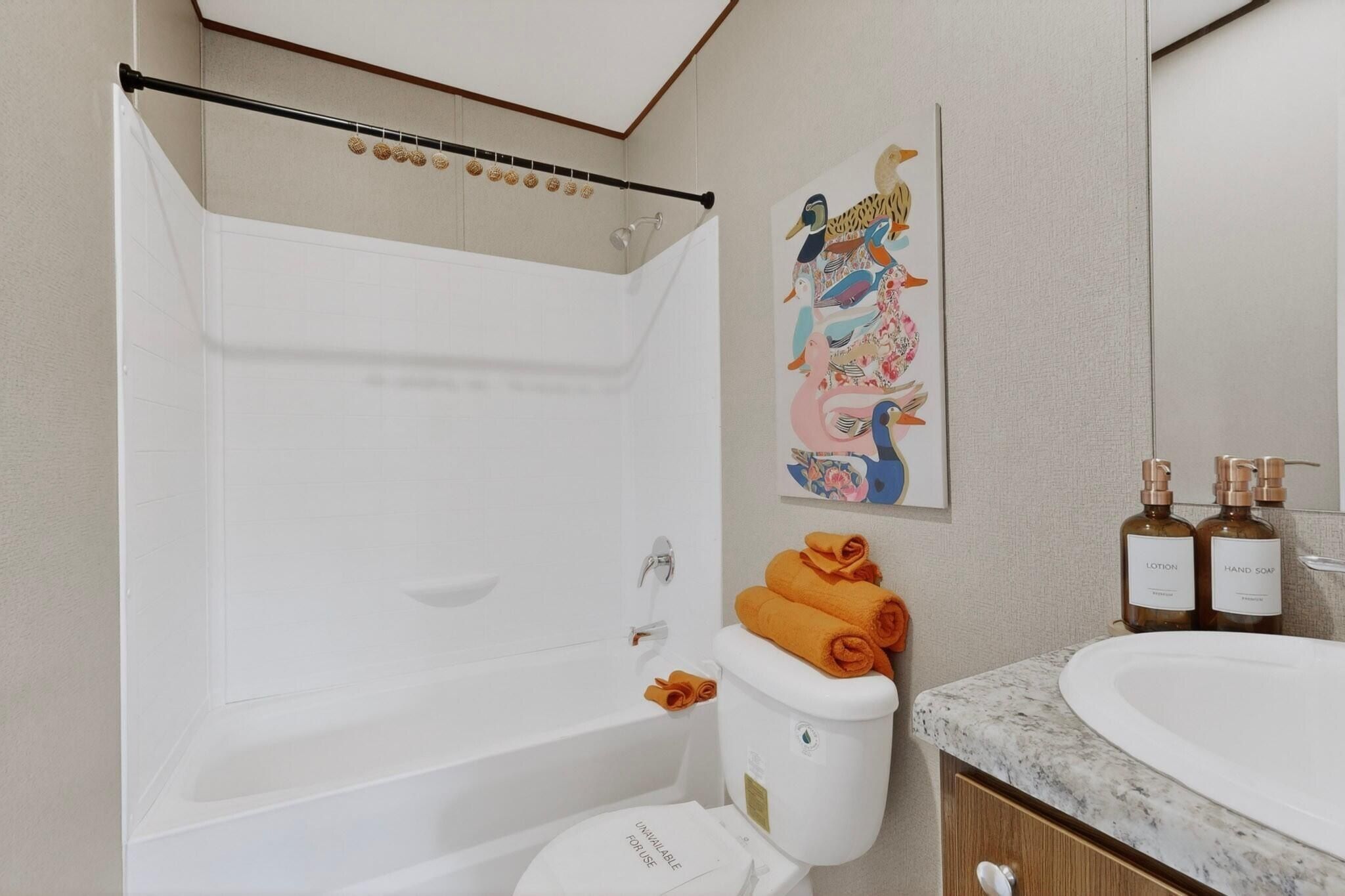 22 El Prado Drive. Edgewood, NM 87015