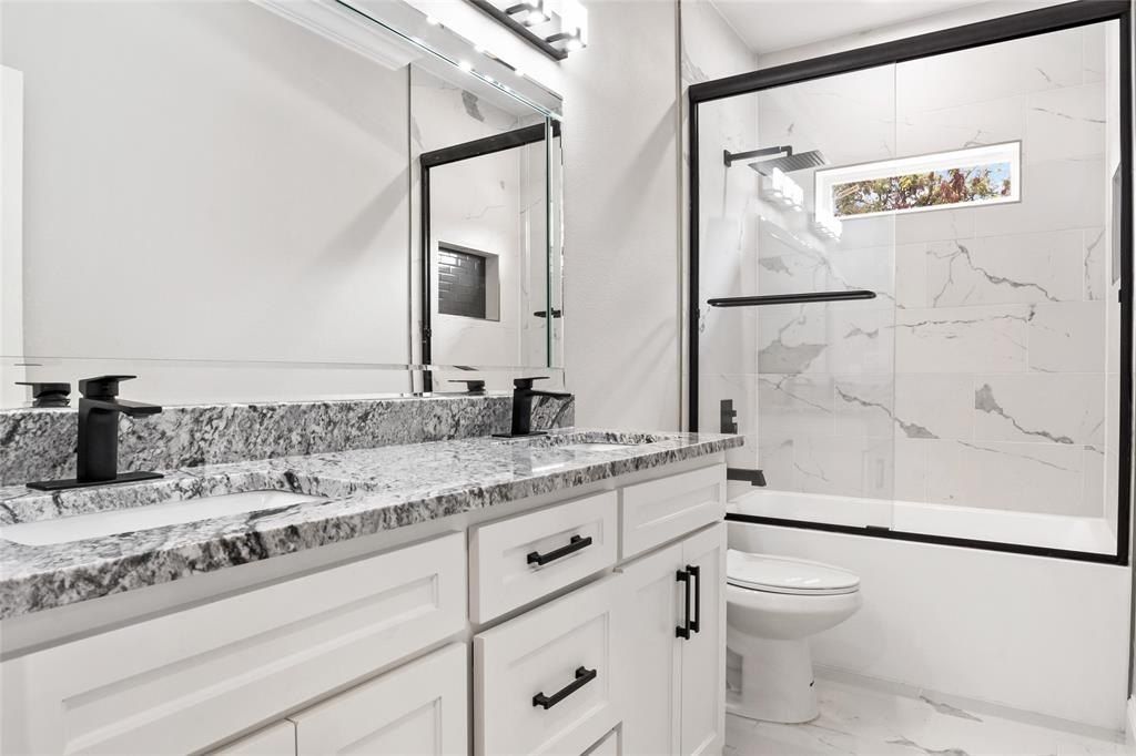 3102 Chicago Street. Dallas, TX 75212