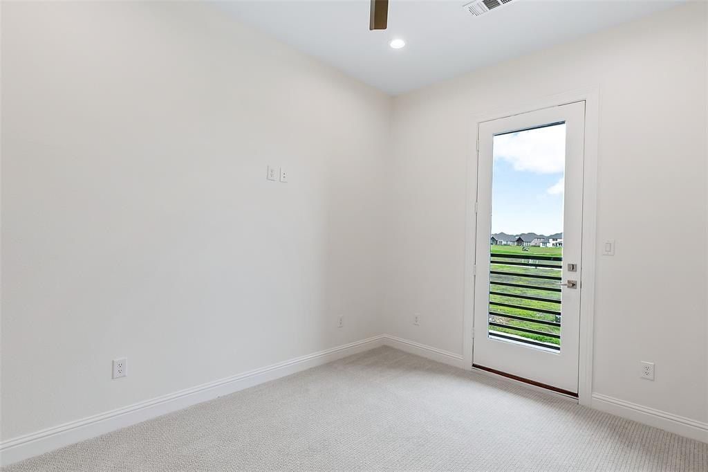 2128 Psalm Circle. Heath, TX 75032