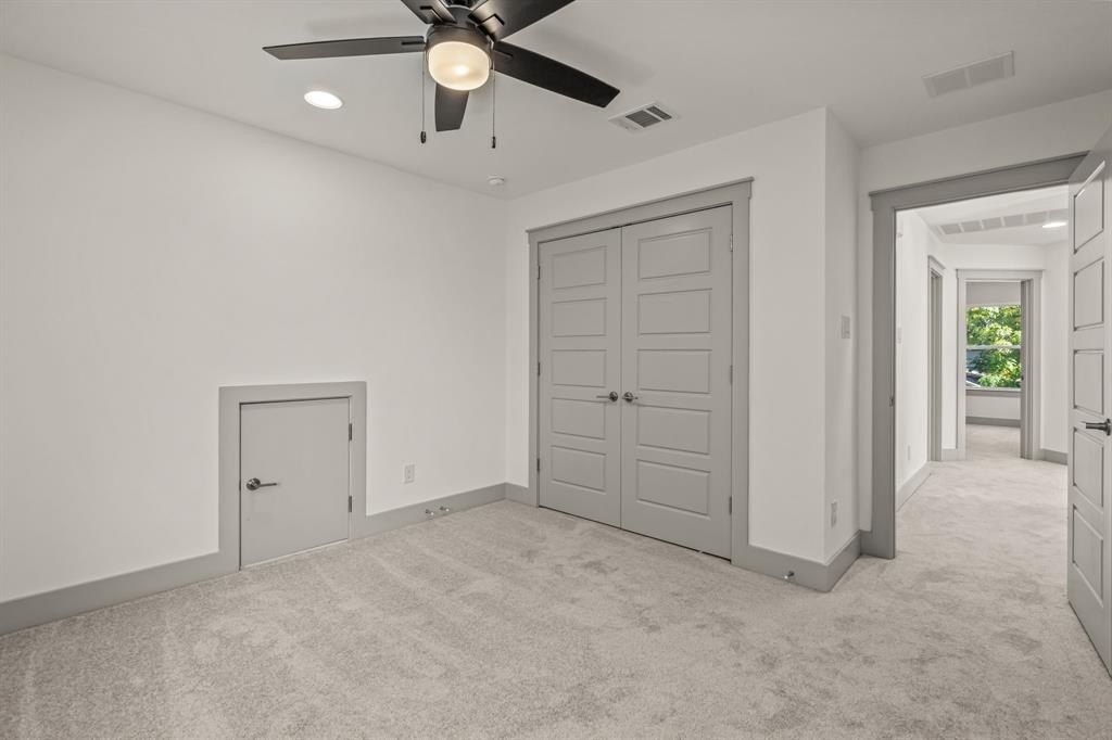 5817 Coleman Street. Westworth Village, TX 76114
