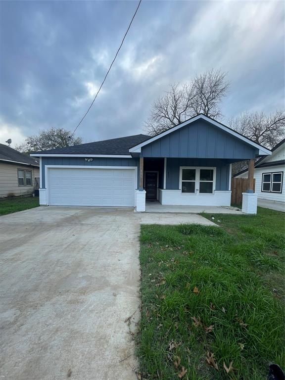 805 Ritchey Street. Gainesville, TX 76240