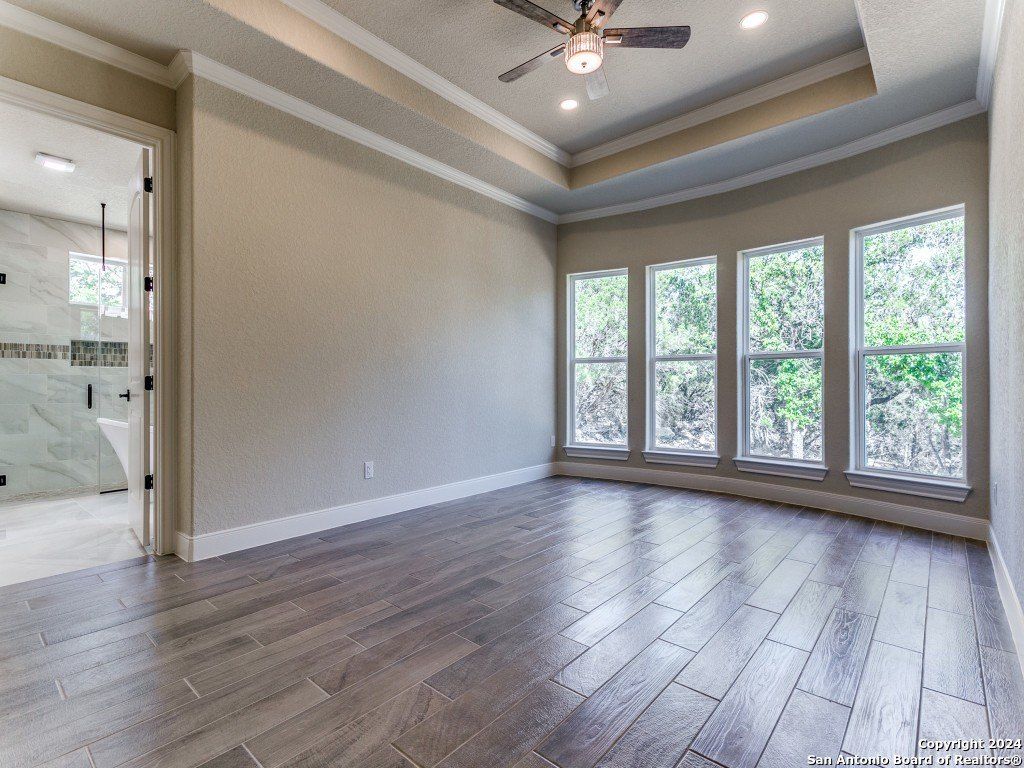 929 Moonlight Dr. Canyon Lake, TX 78133