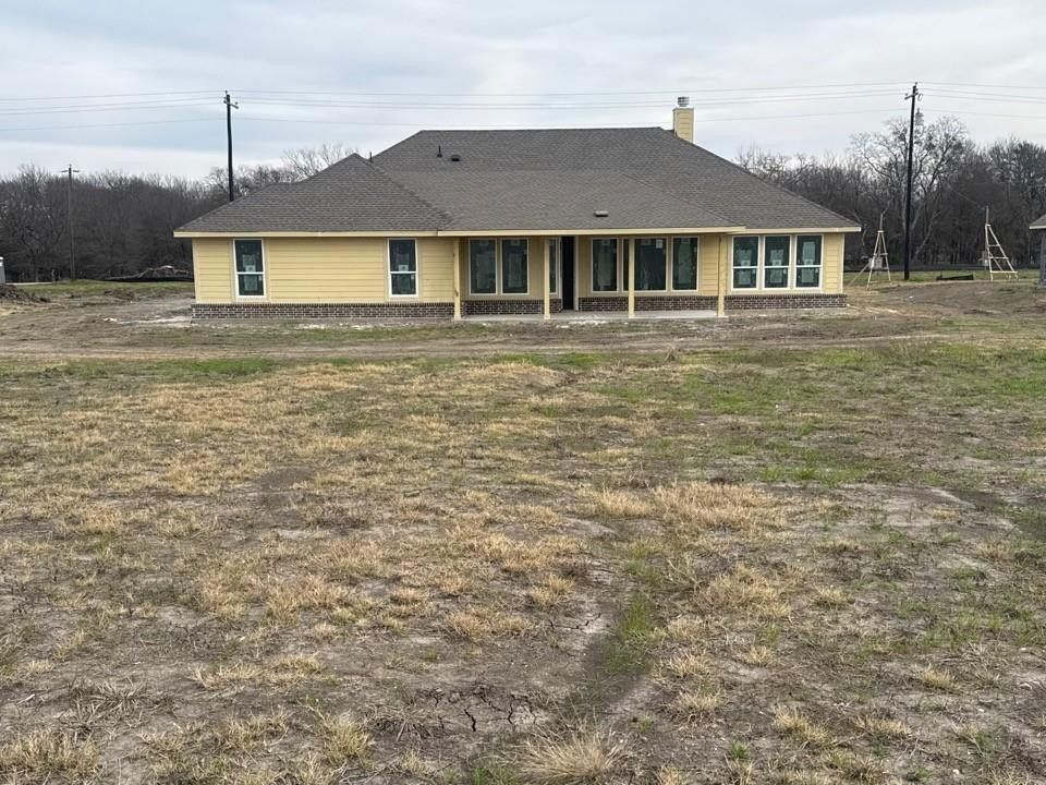 8813 County Road 623. Blue Ridge, TX 75424