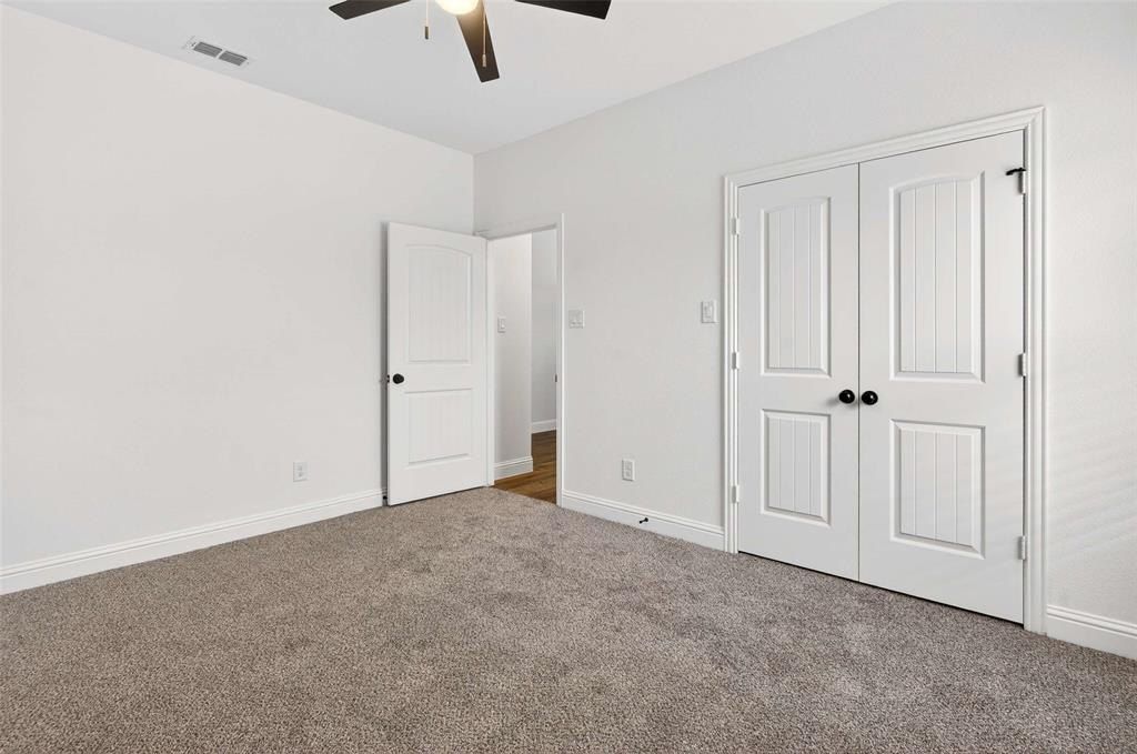 1404 Strickland Street. Dallas, TX 75216