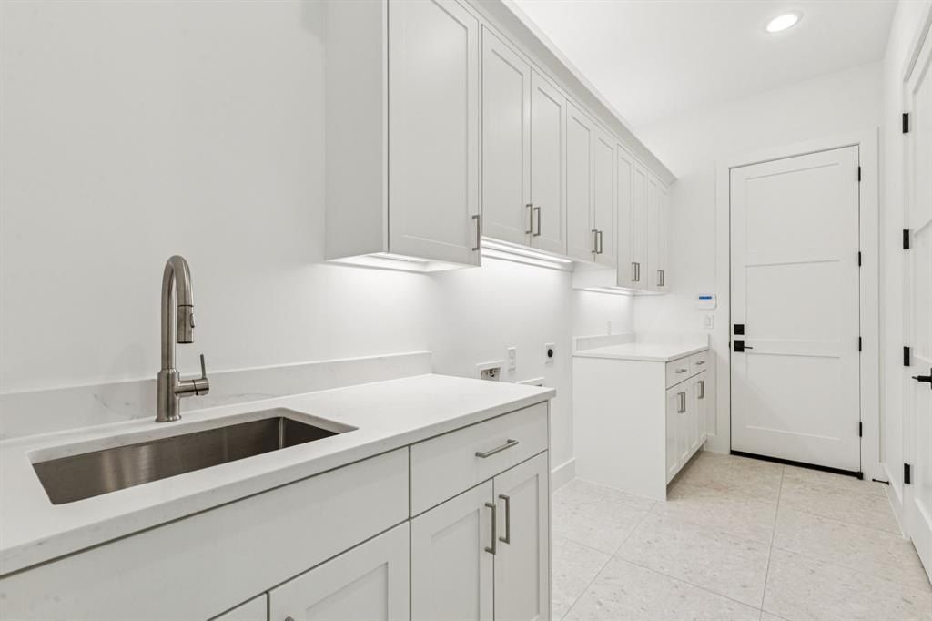 871 Beechwood Lane. Fairview, TX 75069
