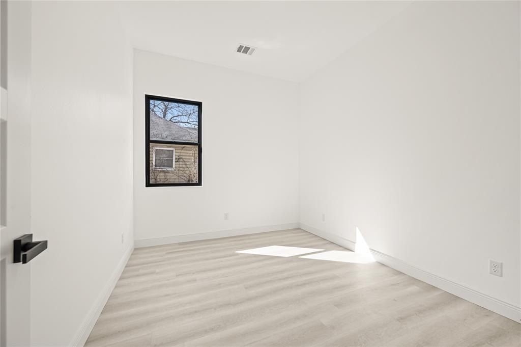 3323 Reed Lane. Dallas, TX 75215