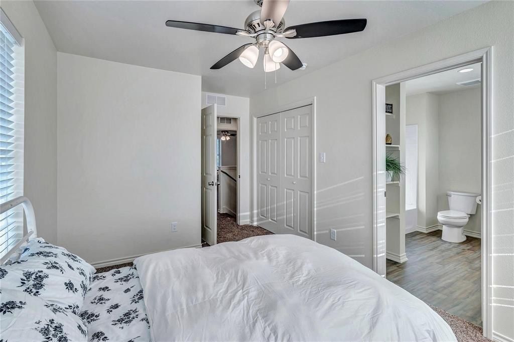 1721 Saint Louis Avenue. Fort Worth, TX 76110
